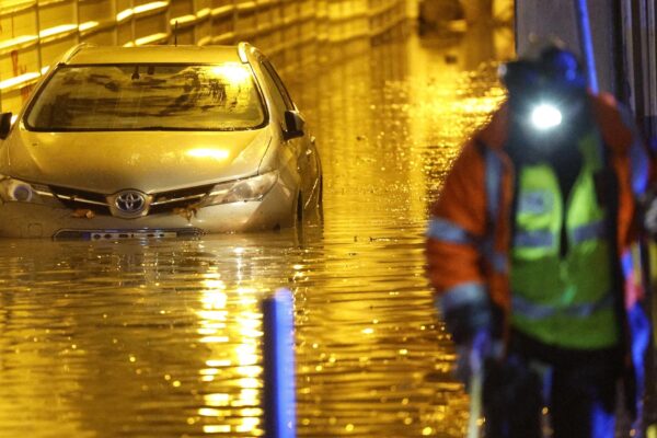 Chuva forte: há 10 distritos sob aviso amarelo entre hoje e amanhã