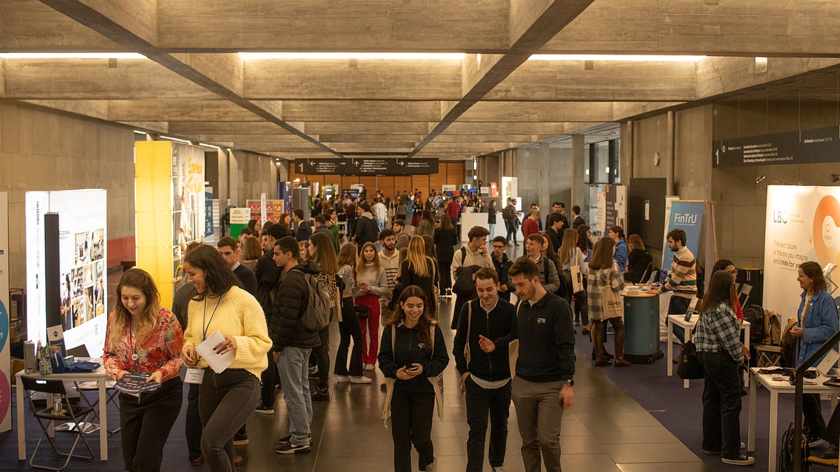 Porto de Emprego tem mais de 500 oportunidades para talentos universitários