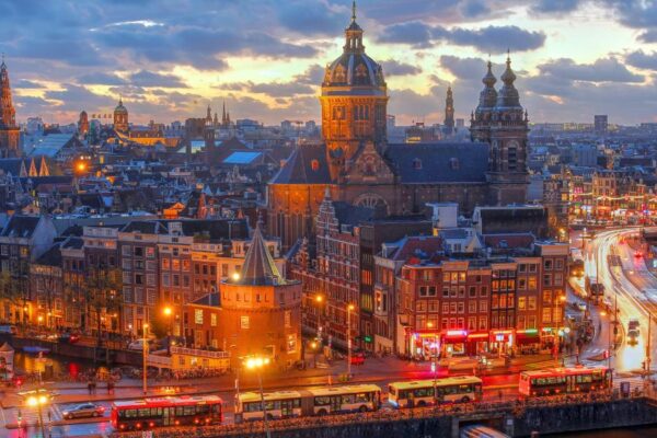 Países europeus com mais vagas de emprego: confira a lista completa Países europeus com mais vagas de emprego: confira a lista completa